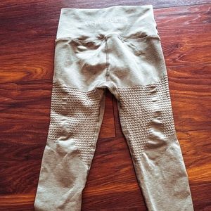 ALPHALETE green leggings size medium